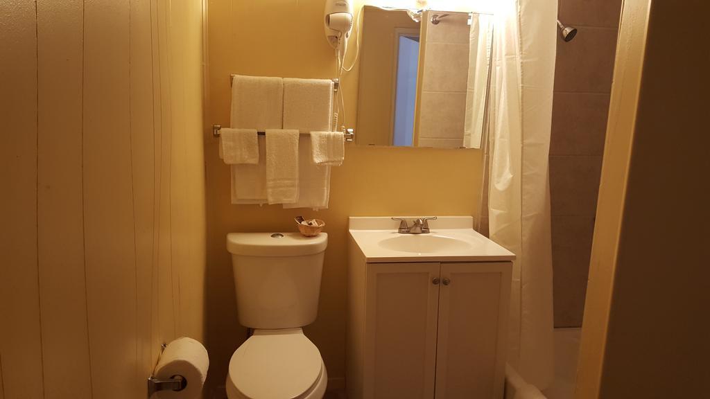 Royal Inn Early Екстериор снимка