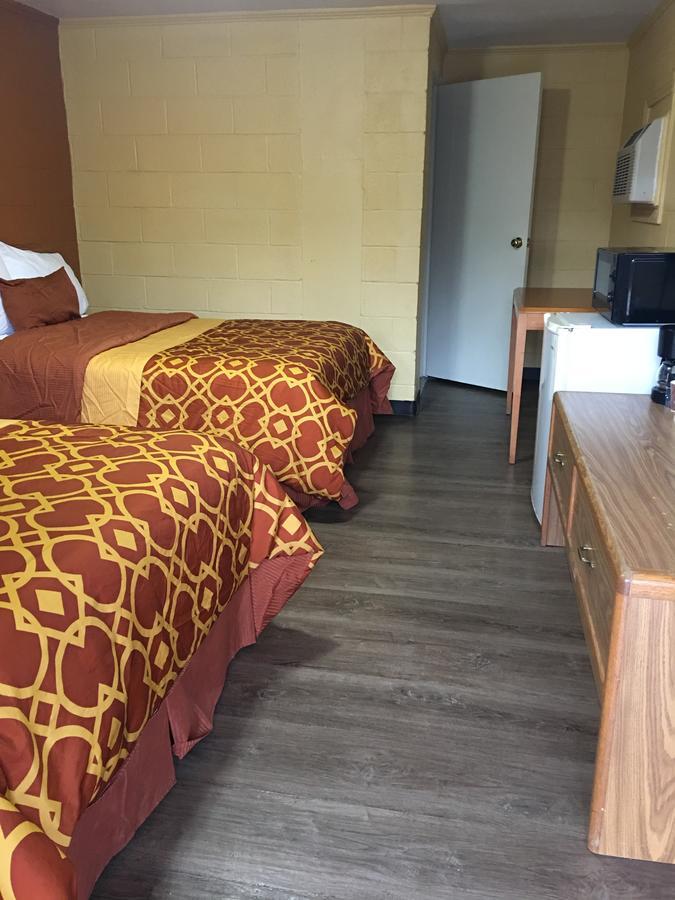 Royal Inn Early Екстериор снимка