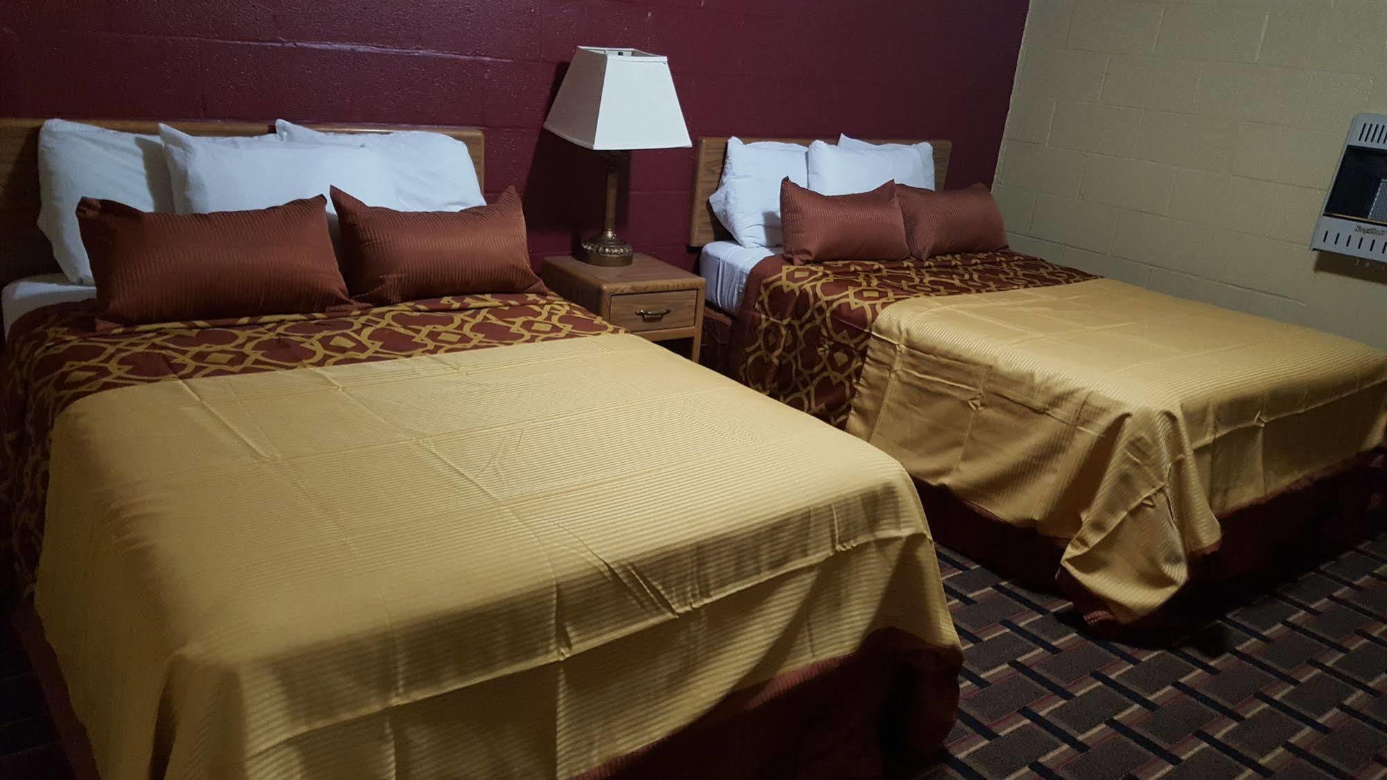 Royal Inn Early Екстериор снимка