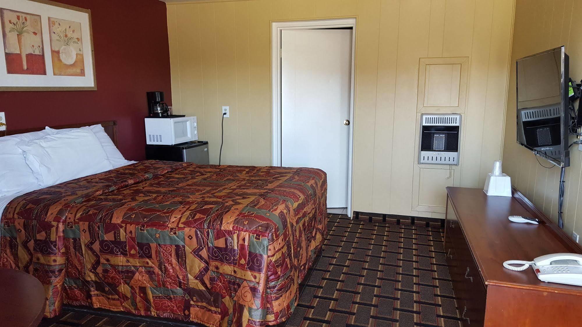Royal Inn Early Екстериор снимка