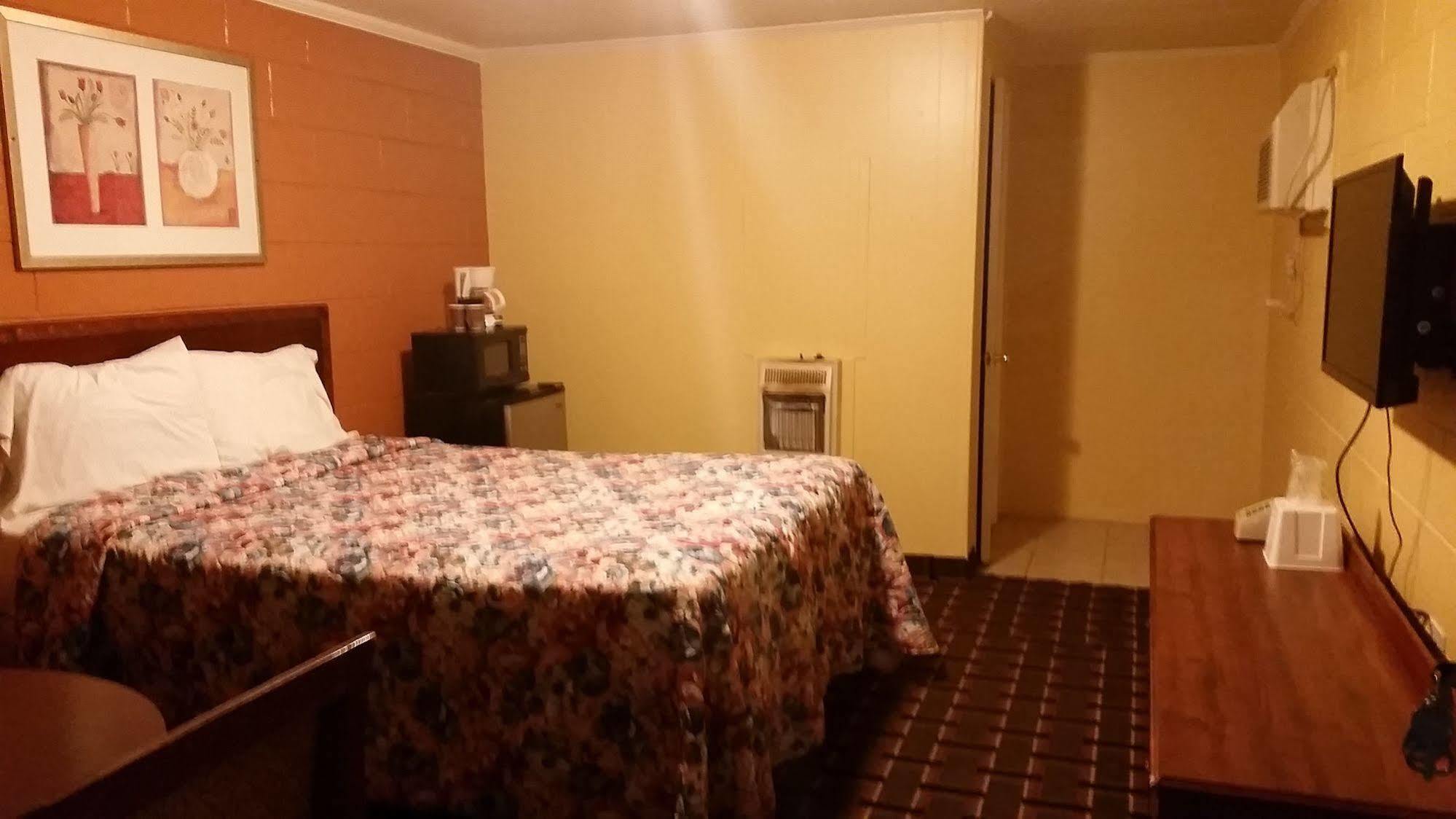 Royal Inn Early Екстериор снимка